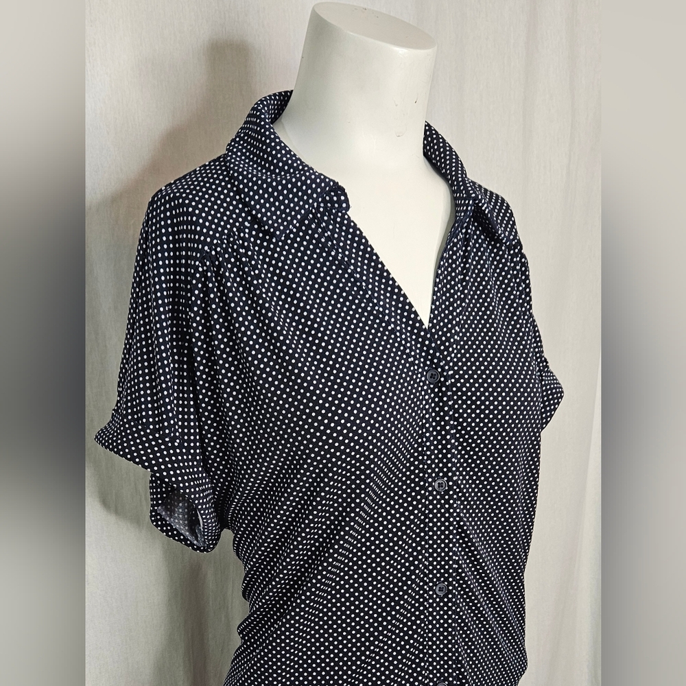 Adrianna Papell Navy Blue White Polka Dot Button‎ Down Blouse Size L